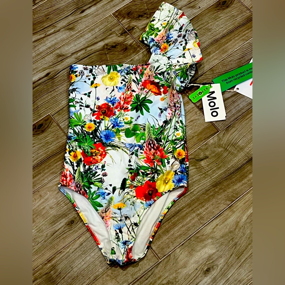 Molo swimsuit